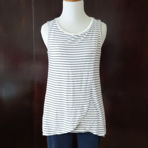 Old Navy maternity nursing tank